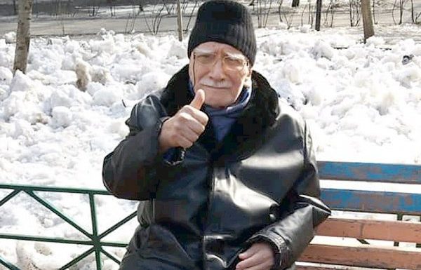 Живой Армен Джигарханян неожиданно появился в поле зрения общественности