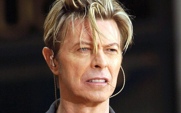 У David Bowie появился новый «космический» клип