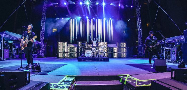 Blink-182 показал очень мрачный «Nine»
